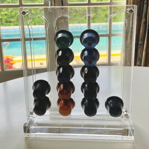 Nespresso Versilo Coffee Pod Dispenser - Includes 13 Pods! - Picture 3 of 10